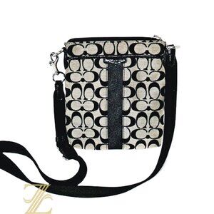 COACH✨North/South ✨Canvas Monogram Cross Body Messenger F51157/ New Like Cond